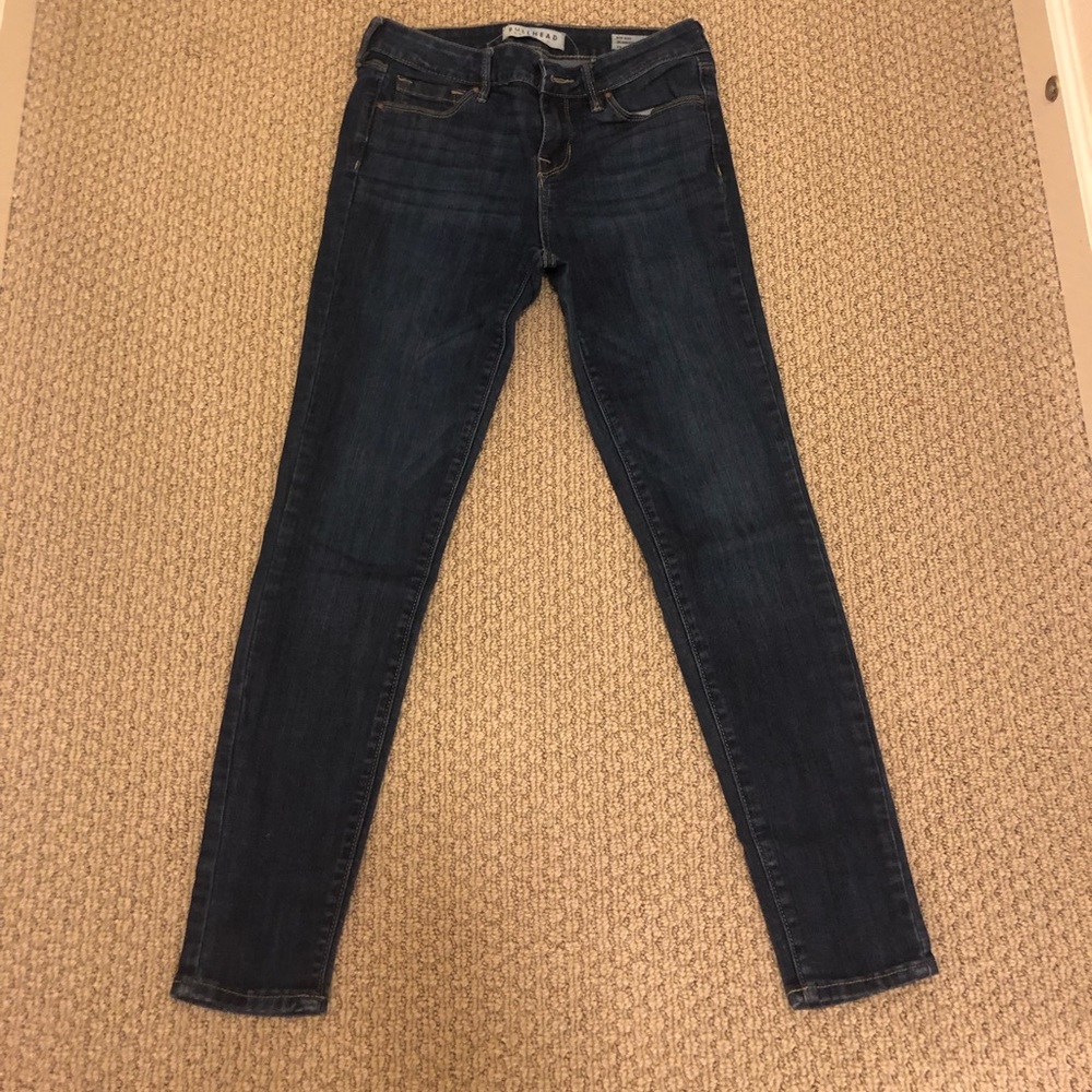 Bullhead mid rise skinniest size 25 SHORT